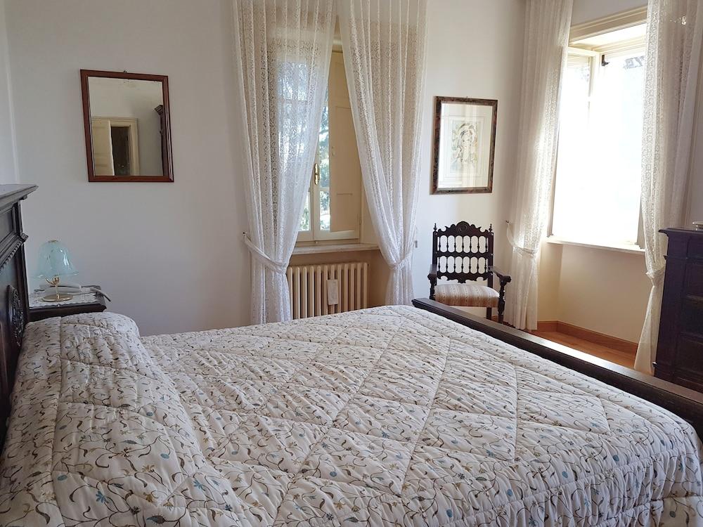 Il Castellaro Country House Перуджа Екстер'єр фото